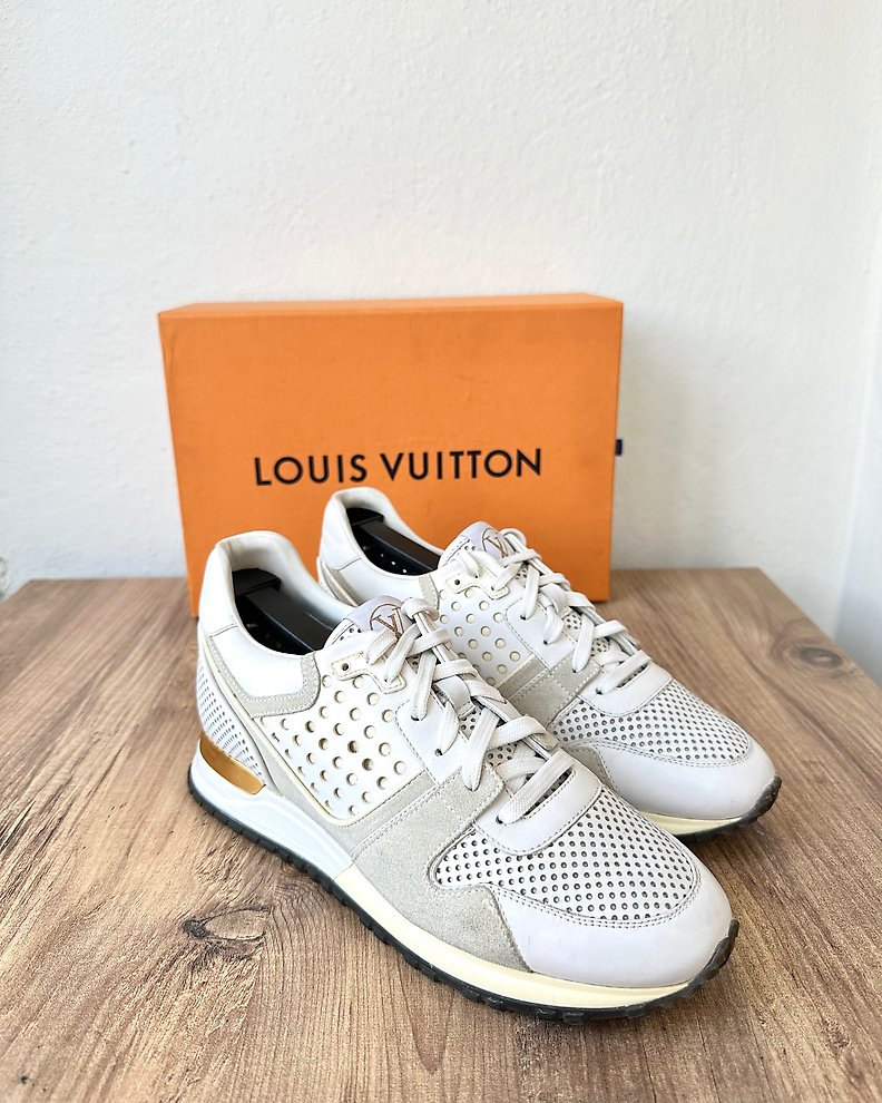 Louis Vuitton White Leather Luxembourg Sneakers Size 42