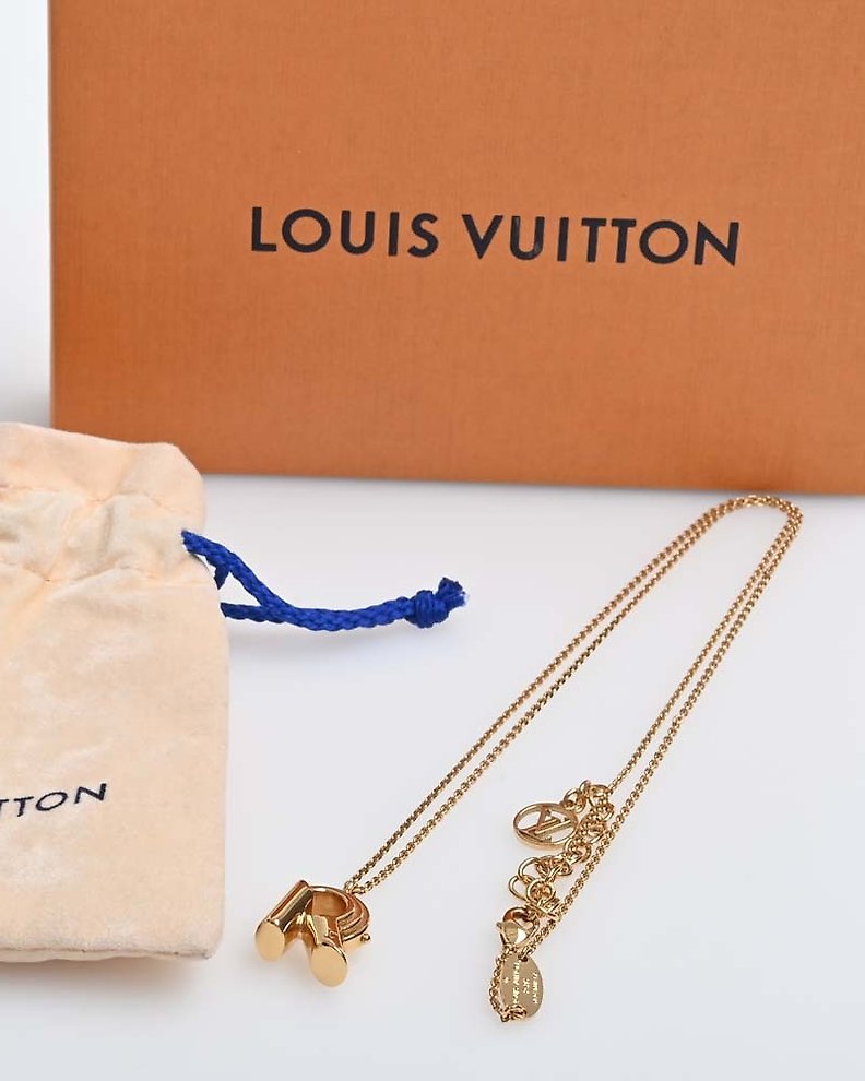 Louis Vuitton - Essential V - MP1465 - Necklace - Catawiki