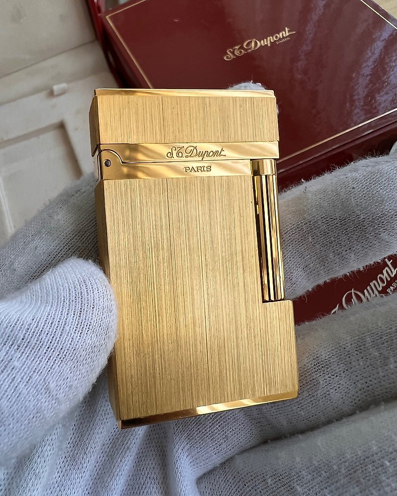 Ligne 2 small brushed yellow gold lighter - Luxury Lighter