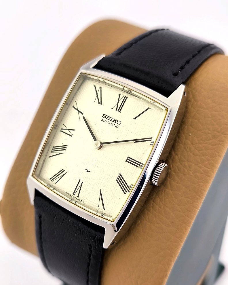 Bulova accutron catawiki online