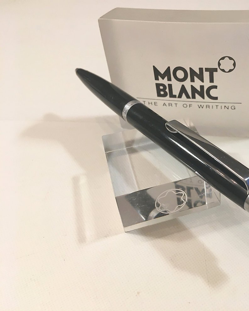 Montblanc ballpoint no.782