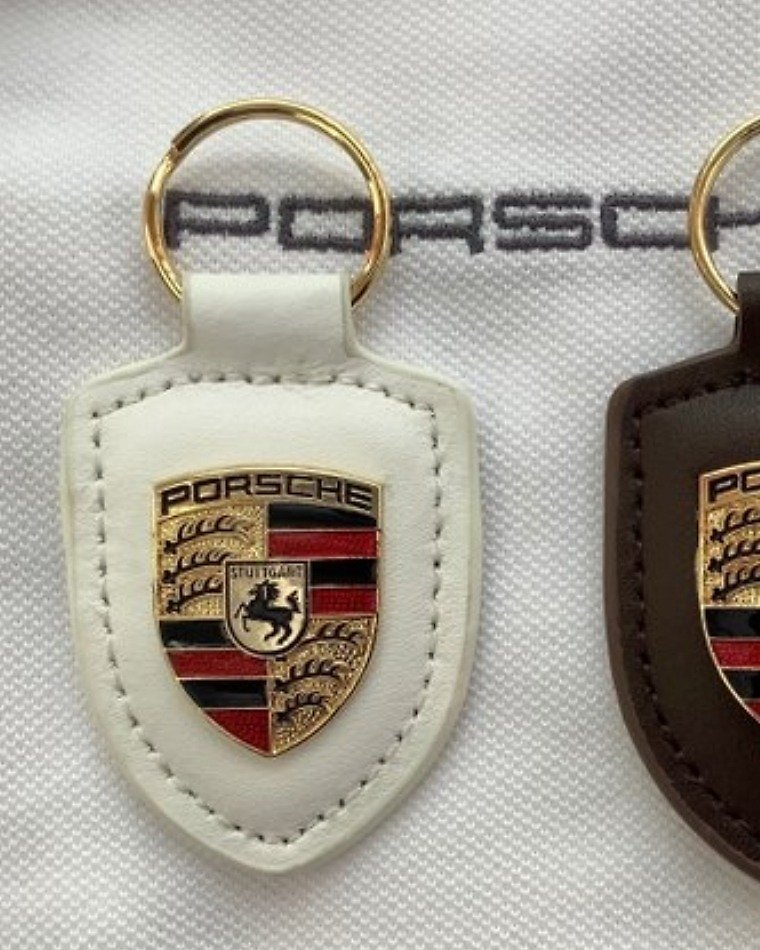 PICO様　新品Porsche キーホルダー ×2 楽天市場】【 ポルシェ 純正 即日発送 】クレスト キーホルダー