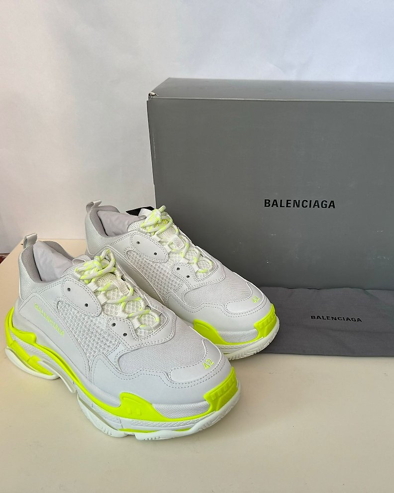 Balenciaga size 42 in us hotsell