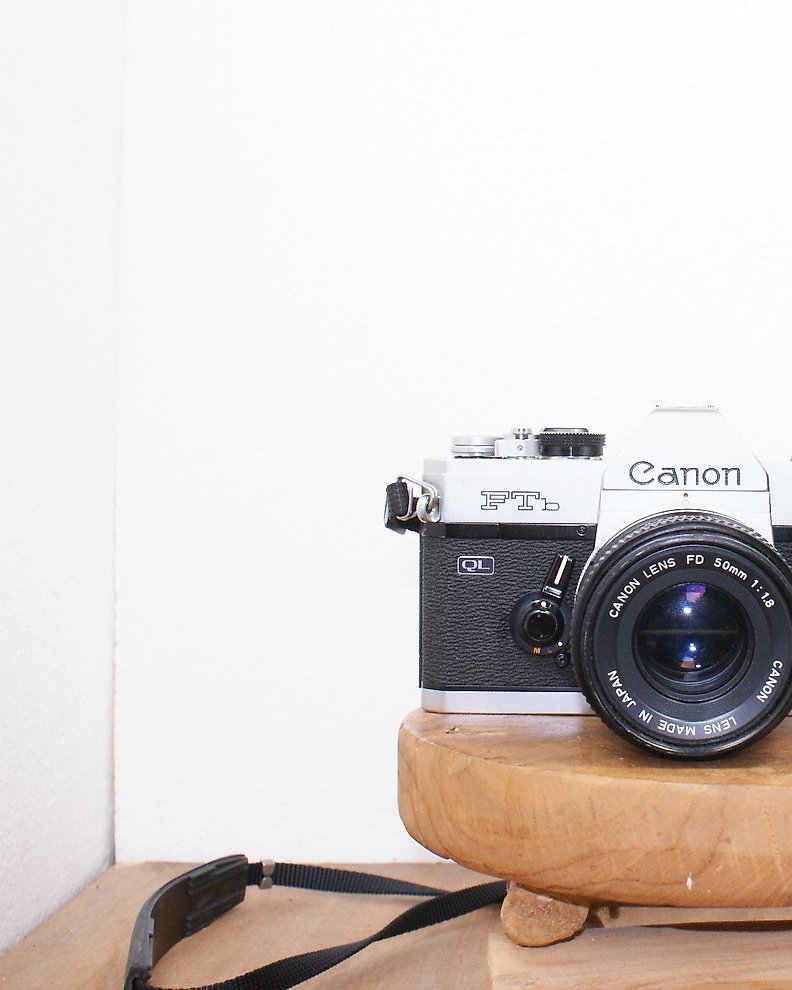 Canon FTb QL + 50mm f/1.8 + アングルファインダー（Canon FTb
