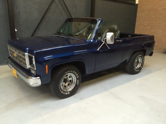 Chevy k5 Restomode