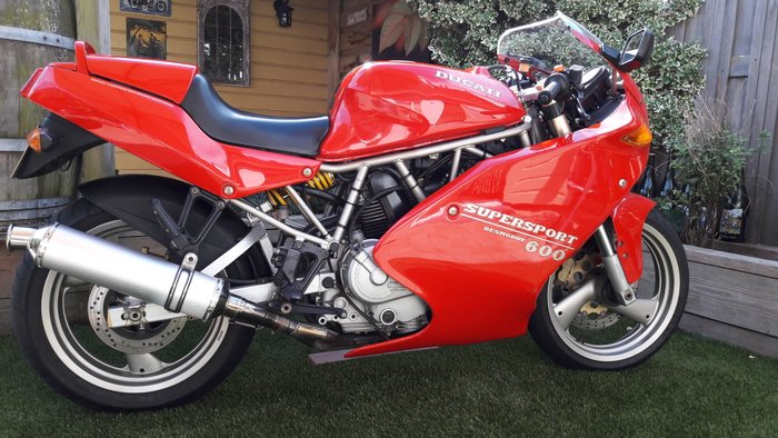 Ducati Supersport 600