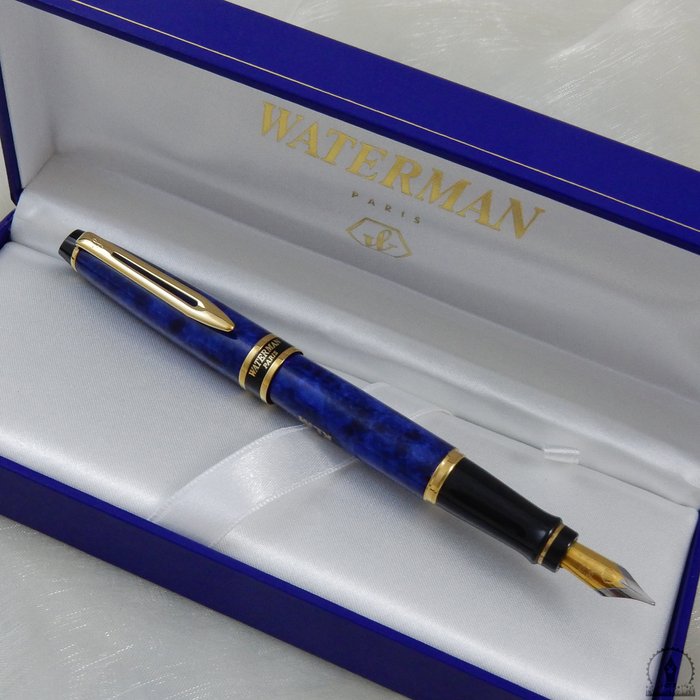 Blue pens. Waterman Expert 2. Waterman man 100 Gold. Перьевая ручка Waterman laureat Lacquer Blue Marbled (WT 161221/20). Ручка Waterman France.