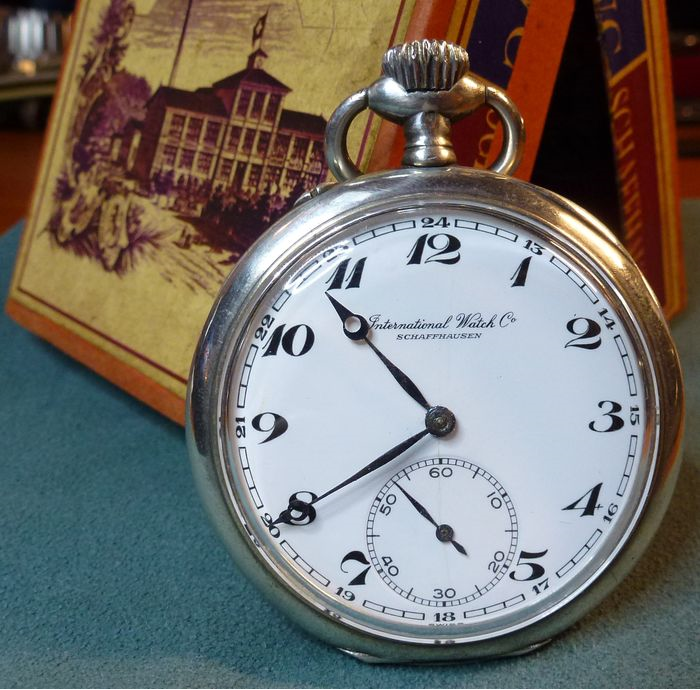 Часы интернационал. Schaffhausen часы карманные. Schaffhausen карманные часы 1912 года. Часы International watch co Schaffhausen. Карманные часы Zenith 1970-80.