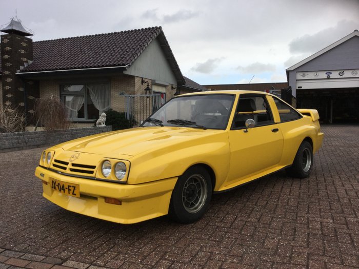 Opel Manta 1984 Salon