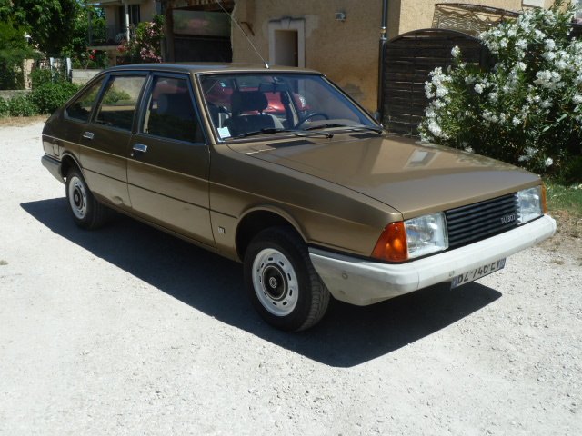 Talbot Solara салон