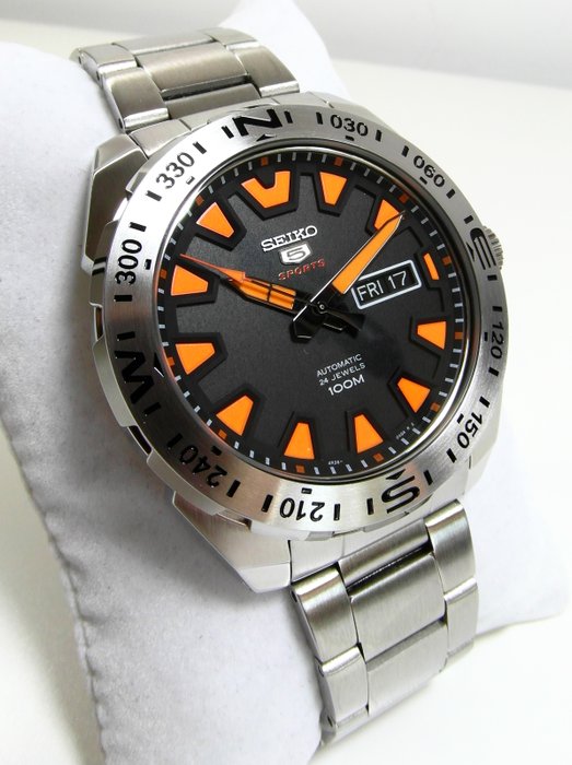 Seiko sport купить. Seiko (Сейко) 5 Sports. Seiko 5 Sports Automatic. Seiko 5 srpe55. Seiko Seiko 5.