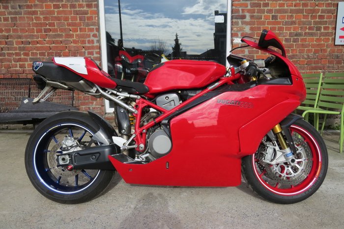 Ducati 999 CF
