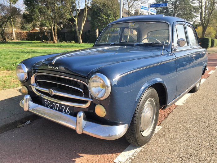 Р›РёРјСѓР·РёРЅ Peugeot 403