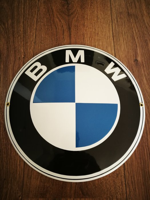 BMW знак