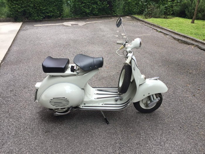 Vespa 150 1956