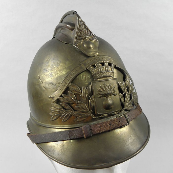Каска Адриана м1916