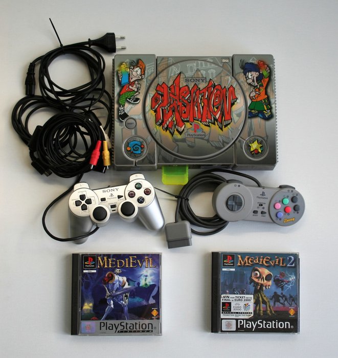 Как сделать playstation 1. Приставка sony ps1. Sony ps1. Сони плейстейшен 1. Sony playstation 1 1995.