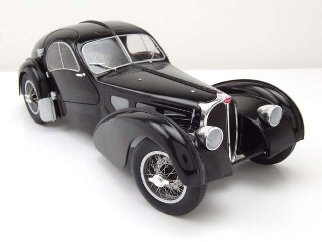1 18 57. Bugatti 57sc Atlantic. Bugatti Atlantic 1938. Бугатти Type 57sc Atlantic. Bugatti Type 57sc Atlantic 1936.