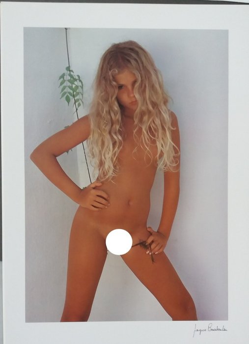 eva nude bourboulon の 画 像.