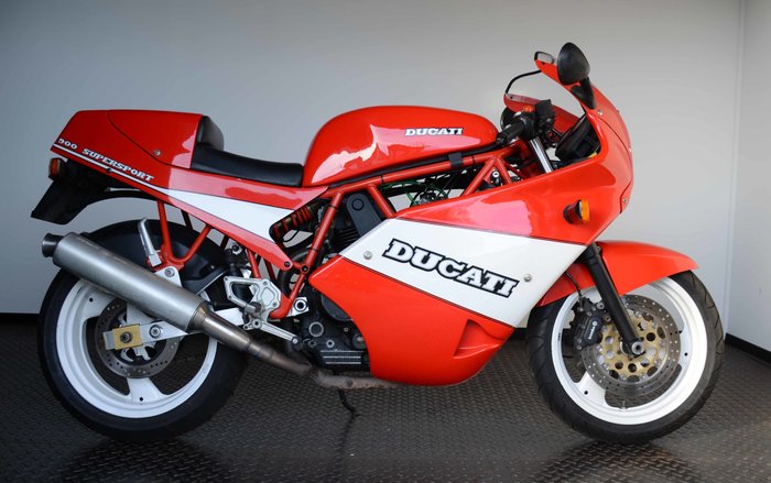 Ducati Supersport Classic