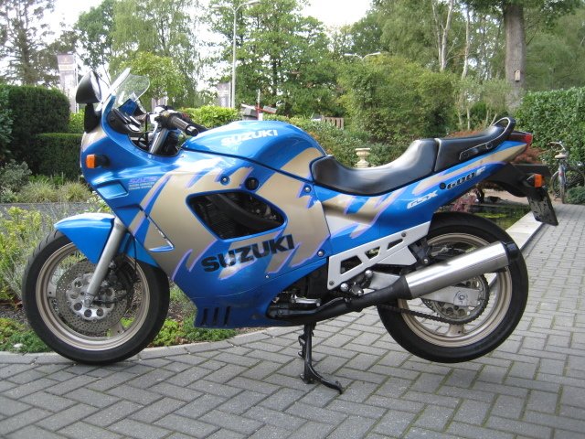 Suzuki GSX 600 F