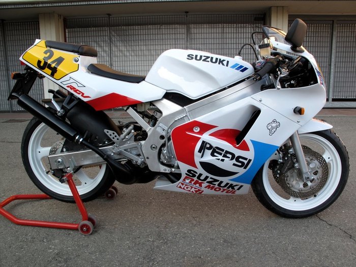 Suzuki RGV Gamma
