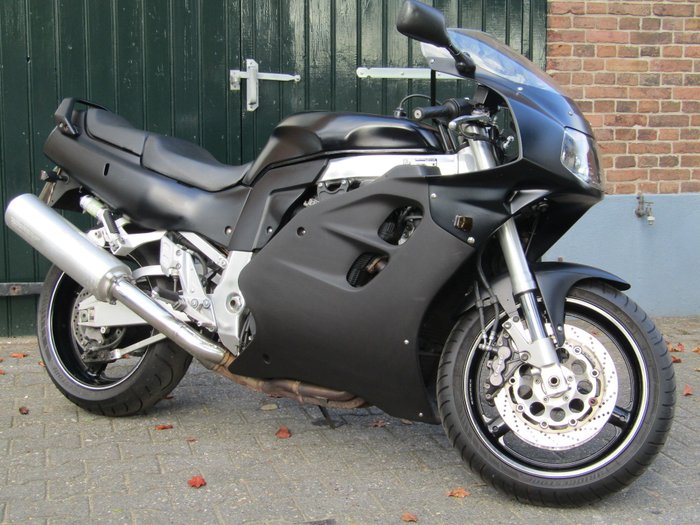 Suzuki GSX 1995