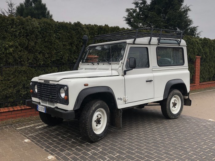 Rover 90. Ленд Ровер Дефендер 1999. Defender 90. Ленд Ровер Дефендер 90. Дефендер 90 1975.