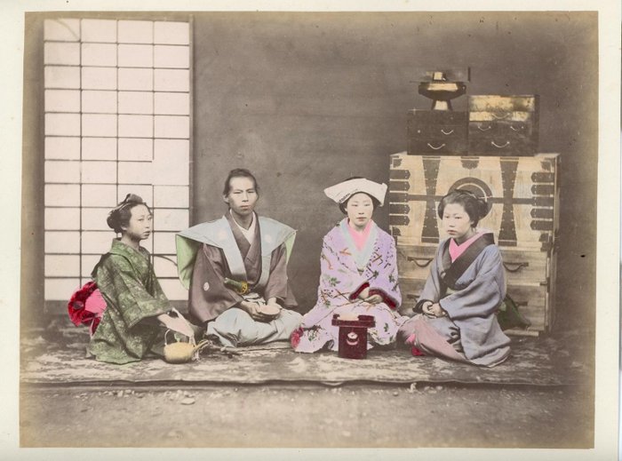 Japanese story. Ретро Азия. История Японии картинки. Императорские повара Японии живопись. Агентство Японии история.
