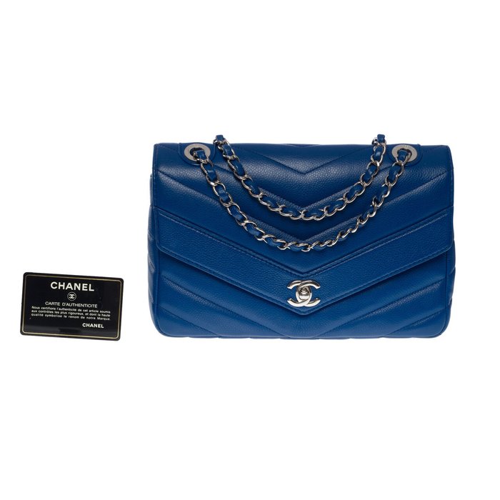 Chanel Timeless/Classique Handbag for Sale in Online Auctions