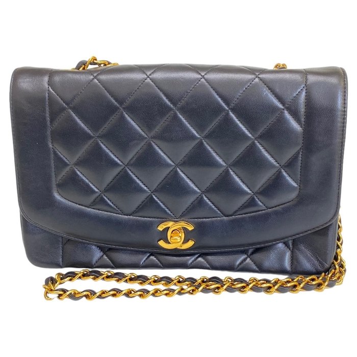 Chanel - Matelassé - Shoulder bag - Catawiki