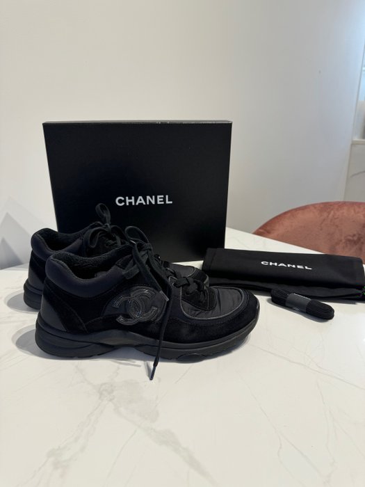 Chanel - Suade sneakers gymnastikskor - Storlek: Shoes / EU - Catawiki
