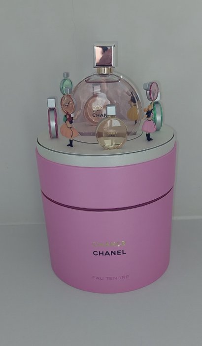 Chanel - Boite à musique Chance et son Flacon d'Eau de Parfum Chance Eau  Tendre 100 ml Collectable object - Catawiki