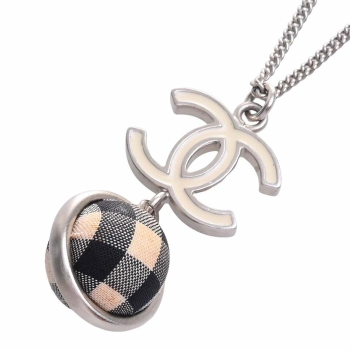 Chanel - Necklace - Catawiki