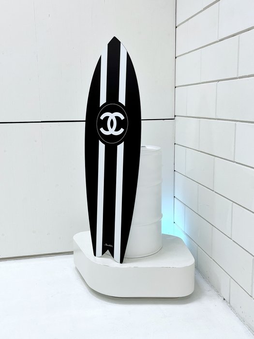 Suketchi - Chanel Surfboard (Sport Edition) - Catawiki