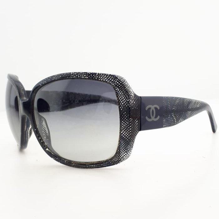 Chanel - Havana Mesh Navy Blue & Black - Sunglasses - Catawiki