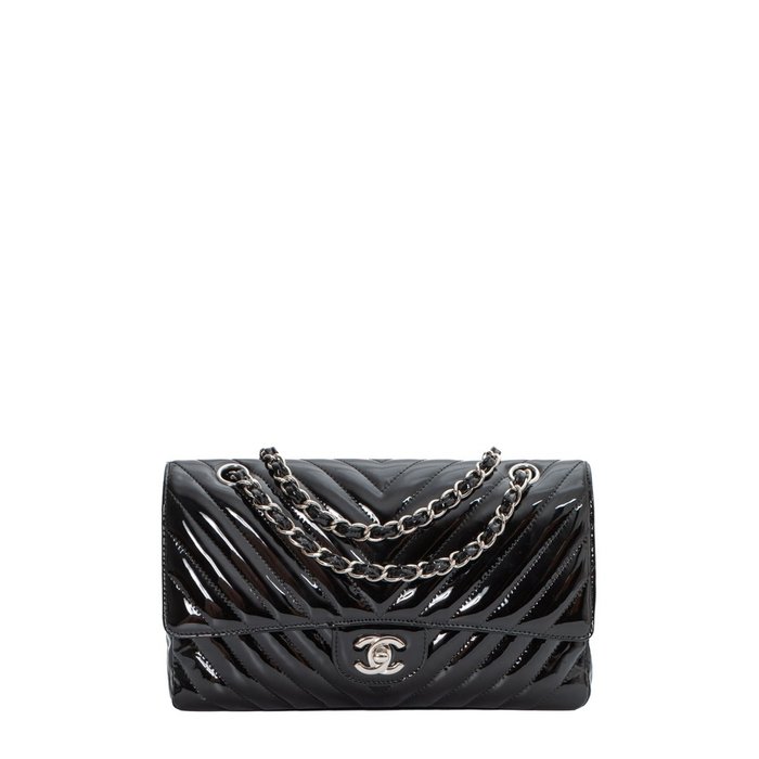 Chanel - Authenticated Timeless/Classique Handbag - Patent Leather Black for Women, Very Good Condition