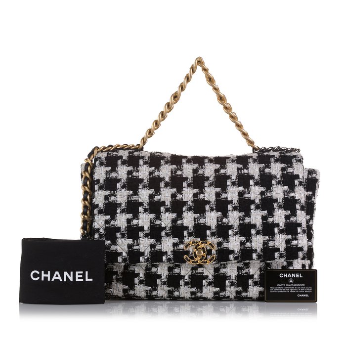 Chanel - Chanel 19 - Shoulder bag - Catawiki