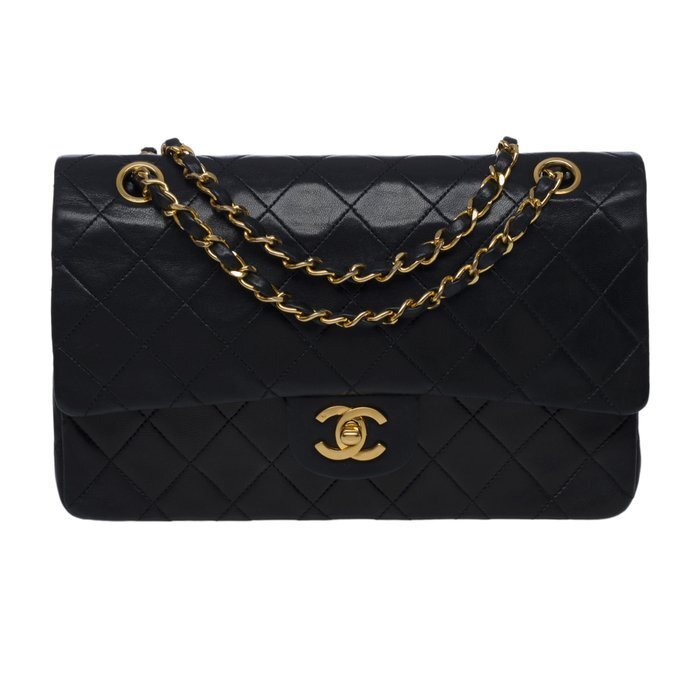 chanel classic flap price