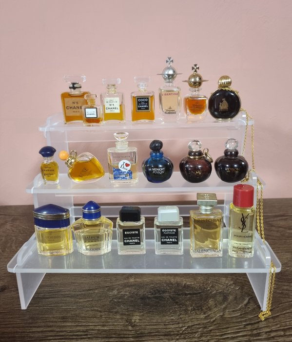 Chanel,Guerlain, Dior, Vivienne Westwood, Boucheron etc. - Perfume bottle  (20) - Emblematic Parfums - Glass - Catawiki