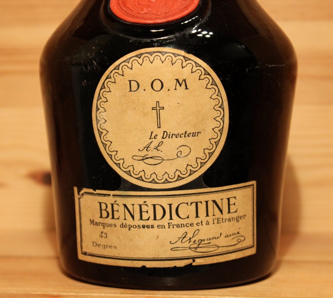 b-n-dictine-d-o-m-43-alc-vol-bottled-1950s-catawiki
