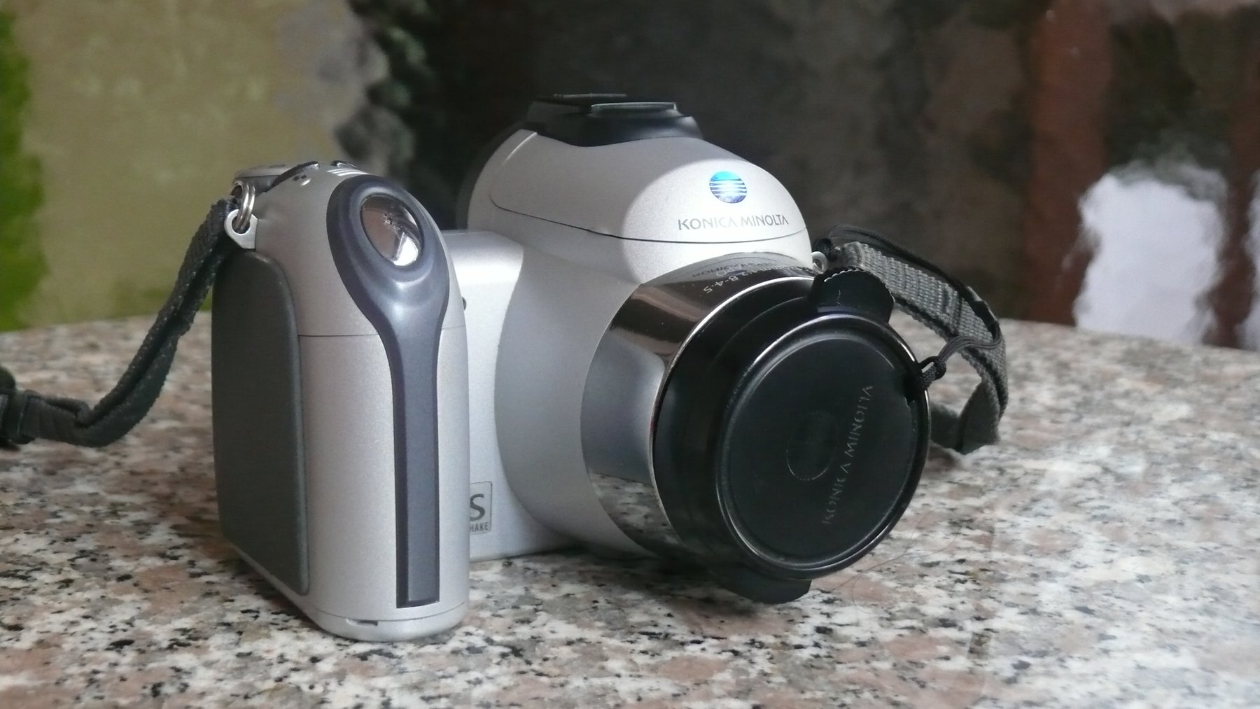 Konica Minolta DIMAGE Z3 Catawiki