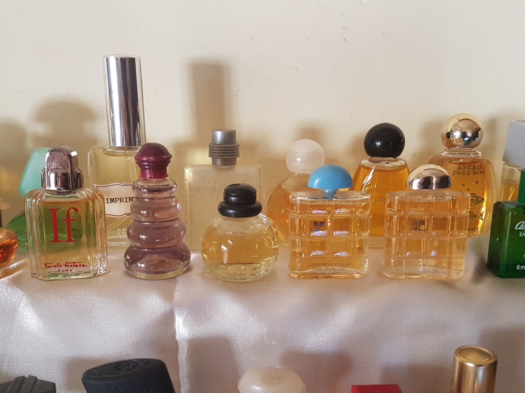 Louis Vuitton - Miniature set of fragrances - Catawiki