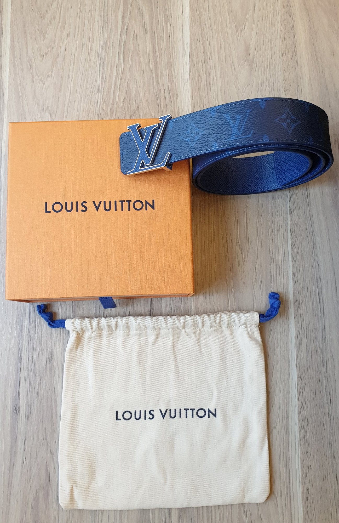 Louis Vuitton - LV Initiales Size: 90 - Gürtel - Catawiki