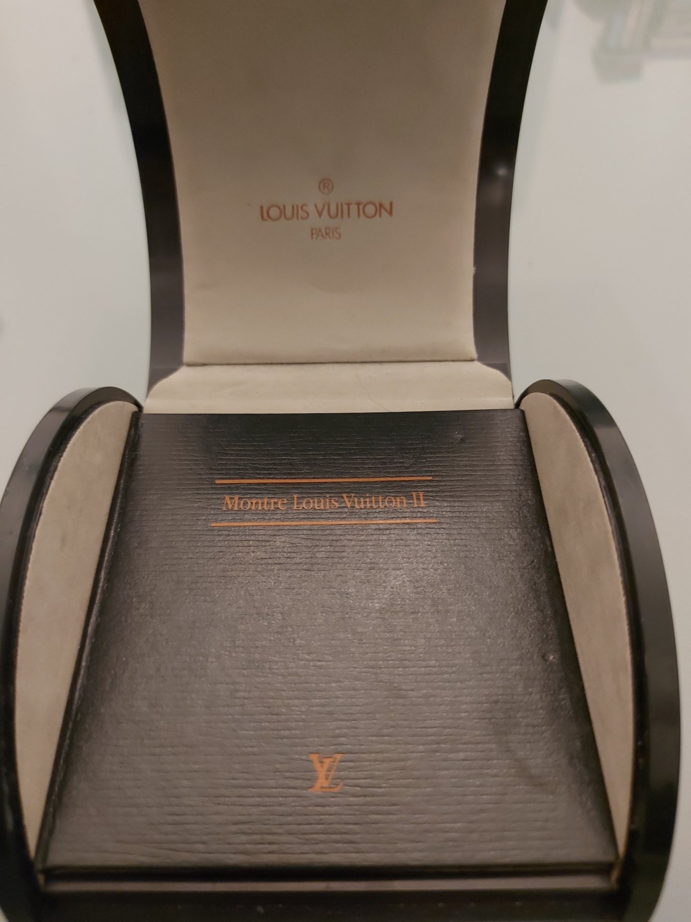 Louis Vuitton Monterey Watch Ceramic Leather N03110