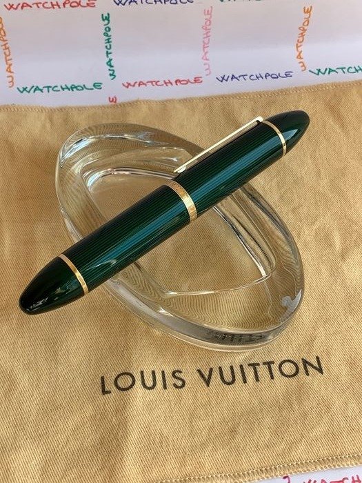 Sold at Auction: Louis Vuitton, LOUIS VUITTON FOUNTAIN PEN CARGO