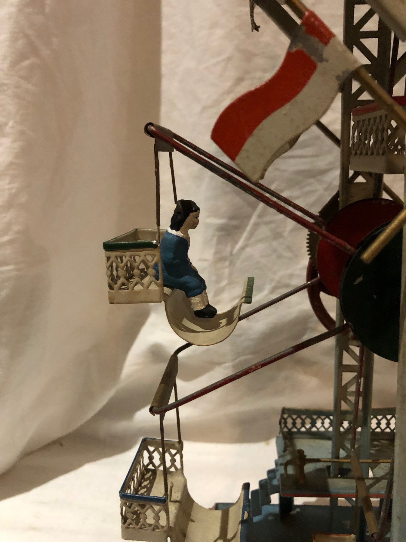 Unforgettable Ferris Wheel Moment: A Redhead'S Winter Dream! - 1uhyrxb