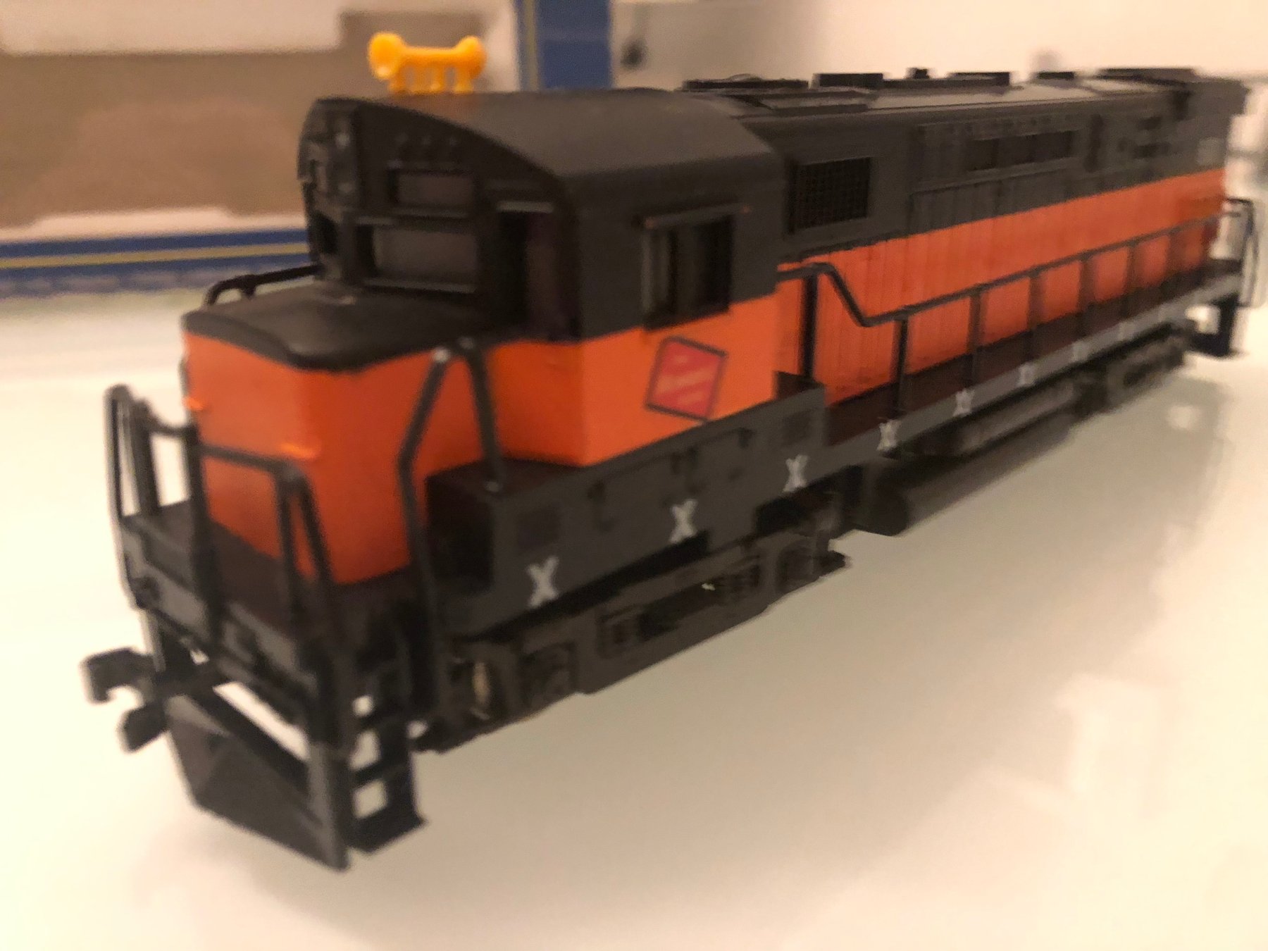 AHM H0 - 5015 B - Diesel locomotive - ALCO Century 424 - - Catawiki