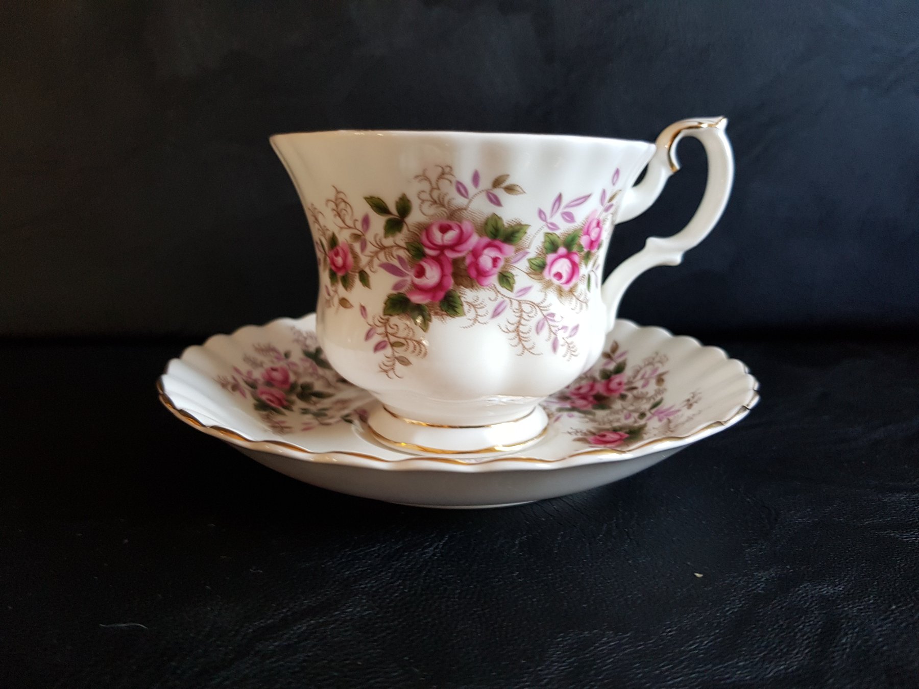 Royal Albert Men's cups and saucers. (6) Porcelain Catawiki