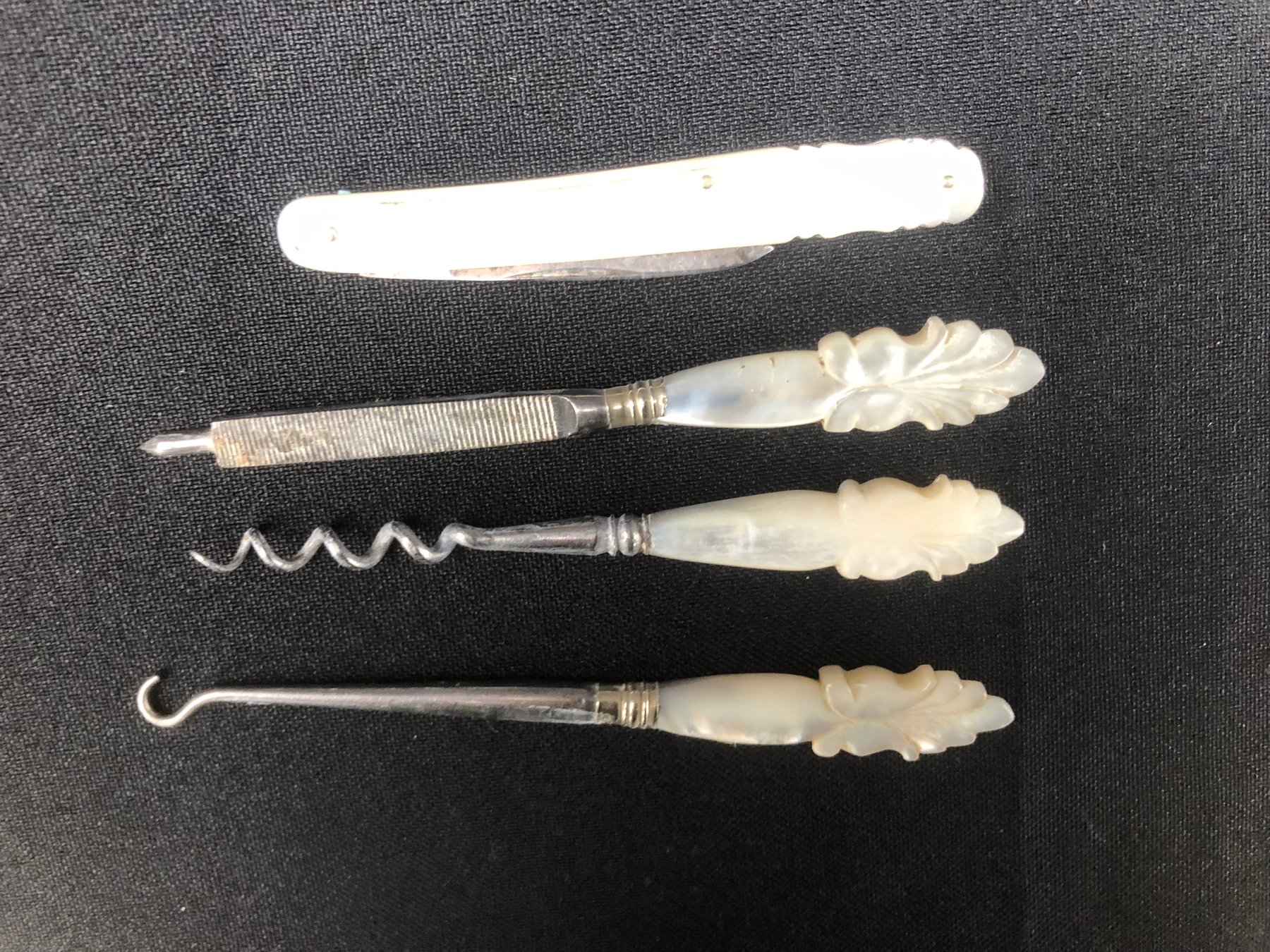 button hook, corkscrew, nail file, pocket knife (4) Catawiki